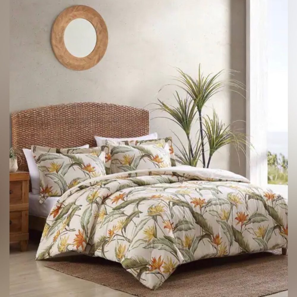 Tommy Bahama Tropical Bird of Paradise 2 king sham Set